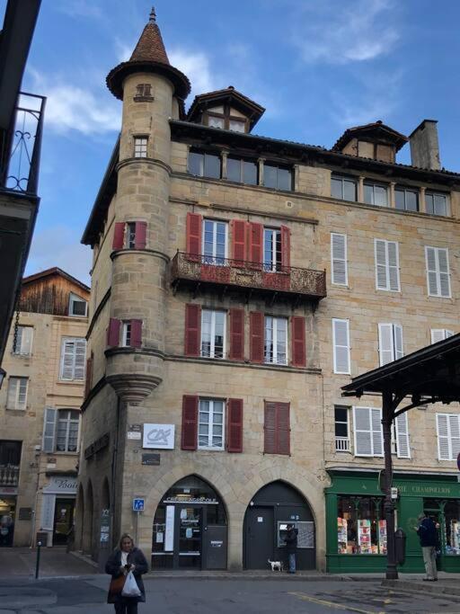 Chez Sophie Et Gege. Maison De Ville, Deux Chambres, De Plain-Pied Figeac Kültér fotó